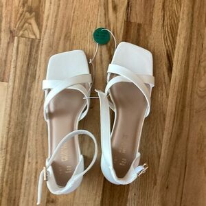 White dress sandals size 11